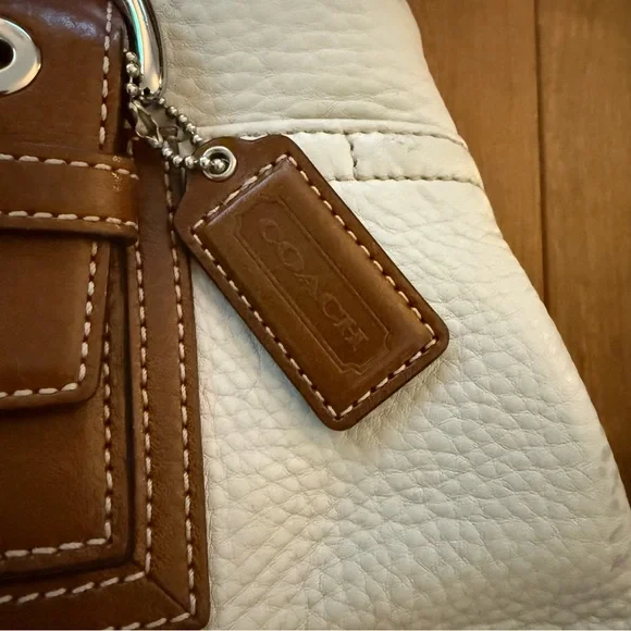 Vintage Y2K Coach Soho Pebbled Leather Small Hand Bag Cream Brown Purse F12302 - Picture 3 of 16